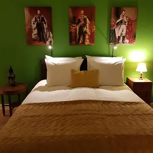 Emma's 3* Den Haag